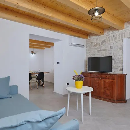 Villa Old Stone With Whirlpool And Sauna