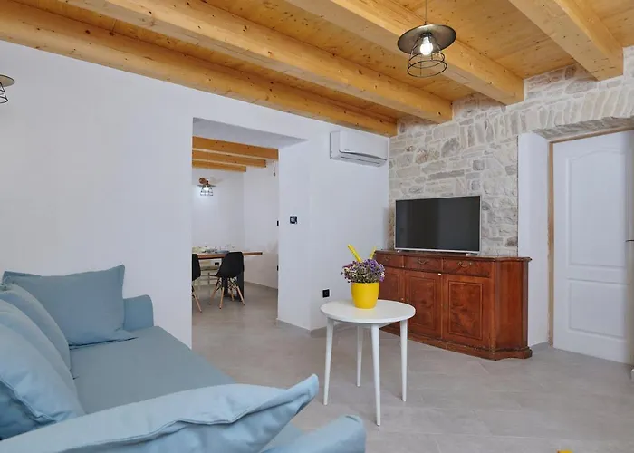 Villa Old Stone With Whirlpool And Sauna